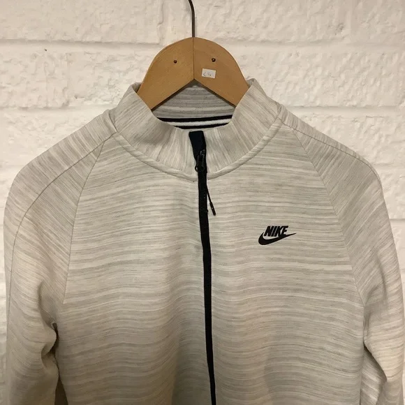 Nike Full Zip Sweatshirt - Size S - Beige Fleck - P2P 21” - Picture 6 of 6